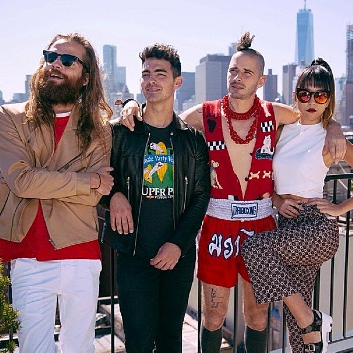 DNCE