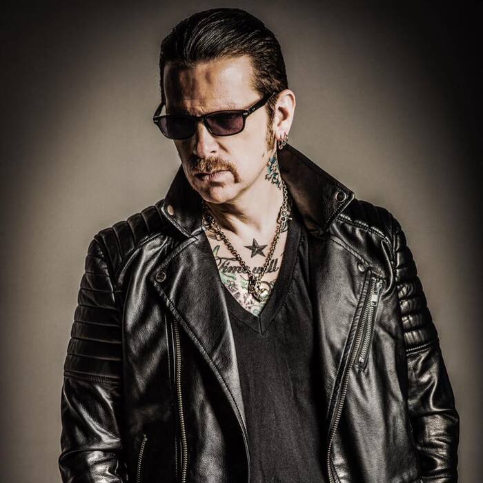 Ricky Warwick