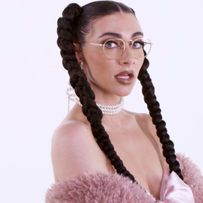 Qveen Herby