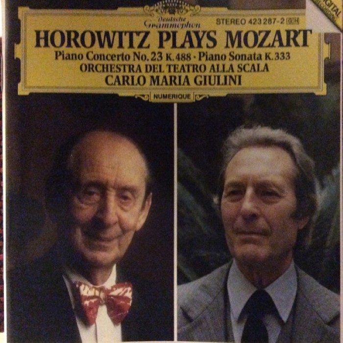 Horowitz plays Mozart