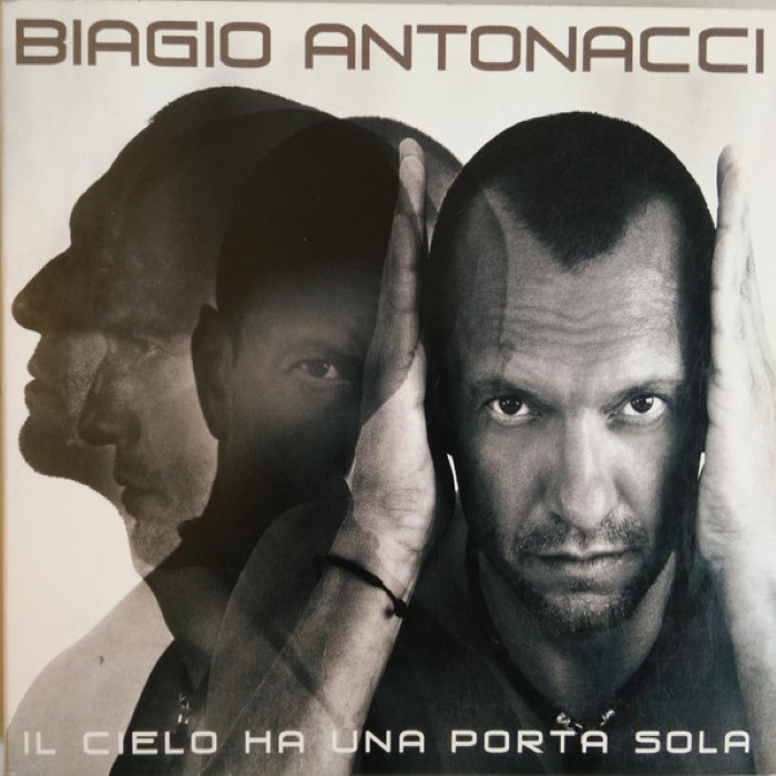 Il cielo ha una porta sola